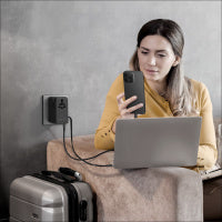 Momax 1-World²⁺ 100W 伸縮充電線四接口旅行充電插座 (黑色款) UA25UKD