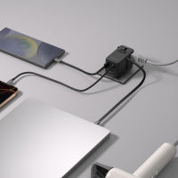 Momax 1-World²⁺ 100W 伸縮充電線四接口旅行充電插座 (黑色款) UA25UKD