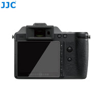 JJC GSP-X2D2 相機鋼化玻璃螢幕保護貼 專為 Hasselblad X2D II 100C 及 X2D 100C 中片幅旗艦相機主螢幕與頂級機頂螢幕設計 採用 0.3mm 超薄 9H 超高硬度光學鋼化玻璃 具備 95% 高透光率防刮防爆與抗指紋疏油塗層 靜電吸附無氣泡自動貼合 2.5D 弧邊設計觸控靈敏順滑 不影響螢幕傾斜翻轉與色彩還原 隨附機頂小螢幕保護膜與清潔工具包 為哈蘇相機螢幕提供全方位防護 香港實體店