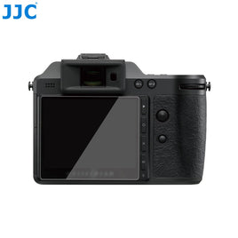JJC GSP-X2D2 相機鋼化玻璃螢幕保護貼 專為 Hasselblad X2D II 100C 及 X2D 100C 中片幅旗艦相機主螢幕與頂級機頂螢幕設計 採用 0.3mm 超薄 9H 超高硬度光學鋼化玻璃 具備 95% 高透光率防刮防爆與抗指紋疏油塗層 靜電吸附無氣泡自動貼合 2.5D 弧邊設計觸控靈敏順滑 不影響螢幕傾斜翻轉與色彩還原 隨附機頂小螢幕保護膜與清潔工具包 為哈蘇相機螢幕提供全方位防護 香港實體店